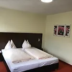 Gasthof Zur Post Hotel Seekirchen am Wallersee