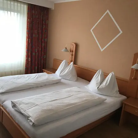 Gasthof Zur Post Hotell 3*