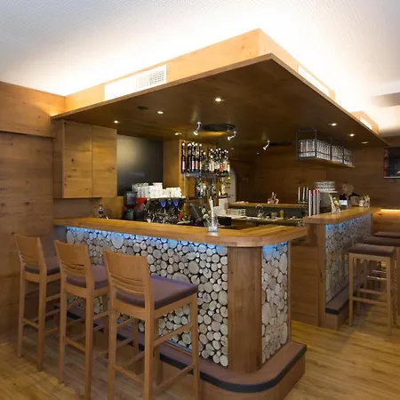 Hotell Gasthof Zur Post 3*