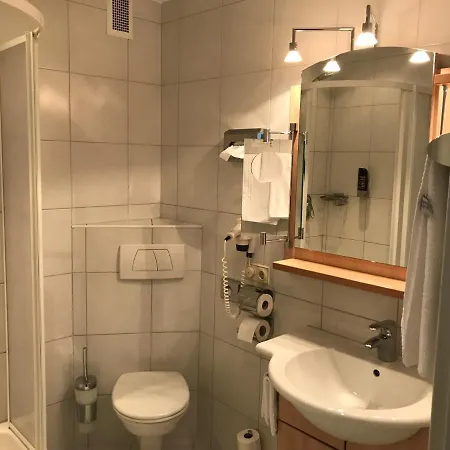 Gasthof Zur Post Hotell Seekirchen am Wallersee