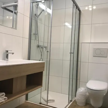 Hotell Gasthof Zur Post 3*